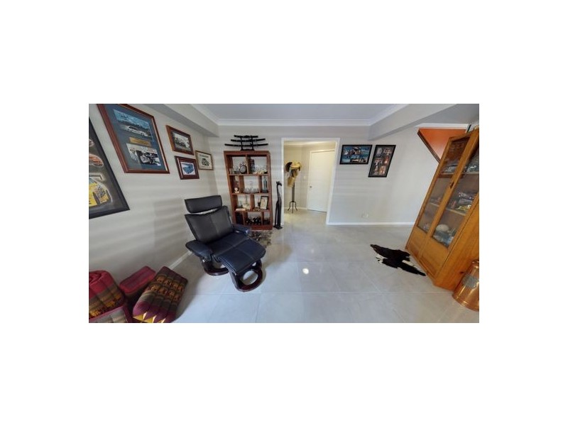8 Sherwood St, Morayfield QLD 4506