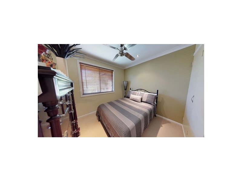 8 Sherwood St, Morayfield QLD 4506