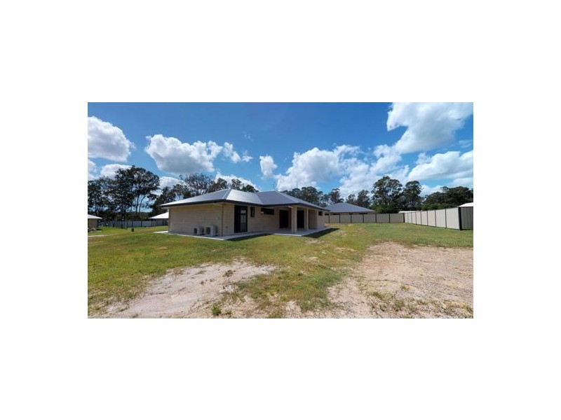 2 Bluewren Court, Upper Caboolture QLD 4510