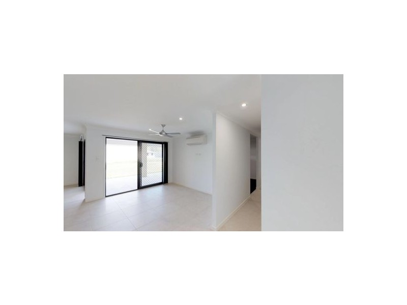 2 Bluewren Court, Upper Caboolture QLD 4510