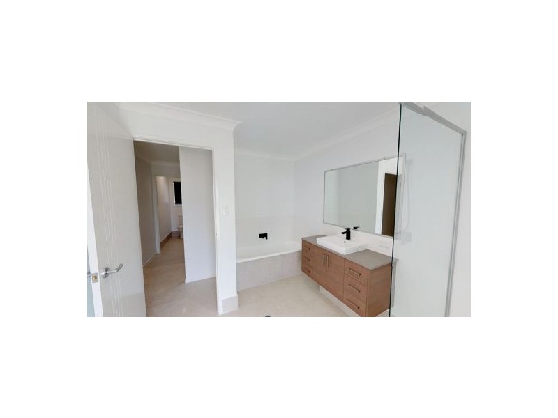 2 Bluewren Court, Upper Caboolture QLD 4510