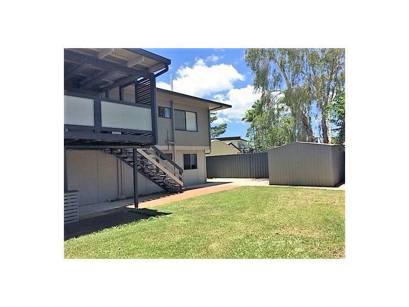 10 Gillian Street, Beachmere QLD 4510