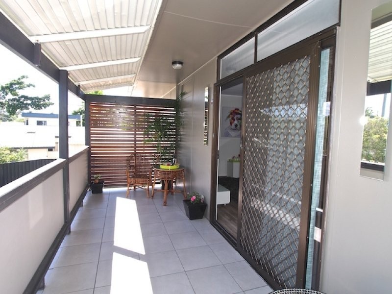 10 Gillian Street, Beachmere QLD 4510