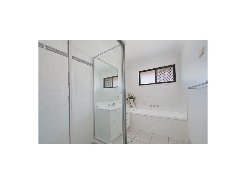 28 Mowbray Court, Kallangur QLD 4503