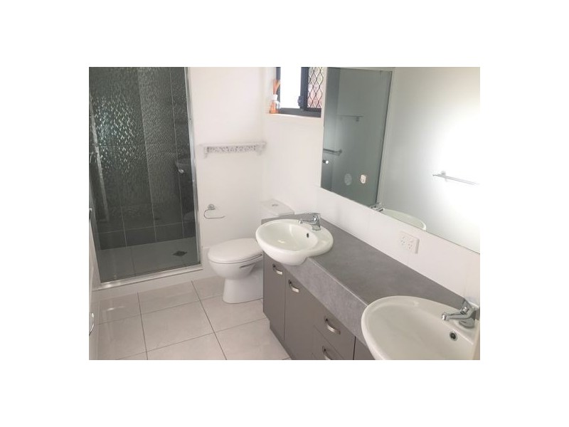 32 Bluestar Circuit, Caboolture QLD 4510