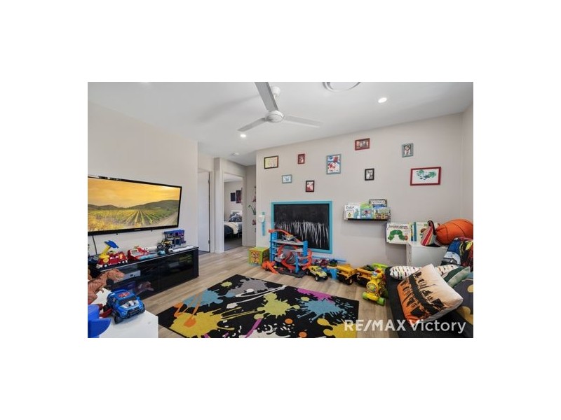 63 COCHRAN STREET, Woodford QLD 4514