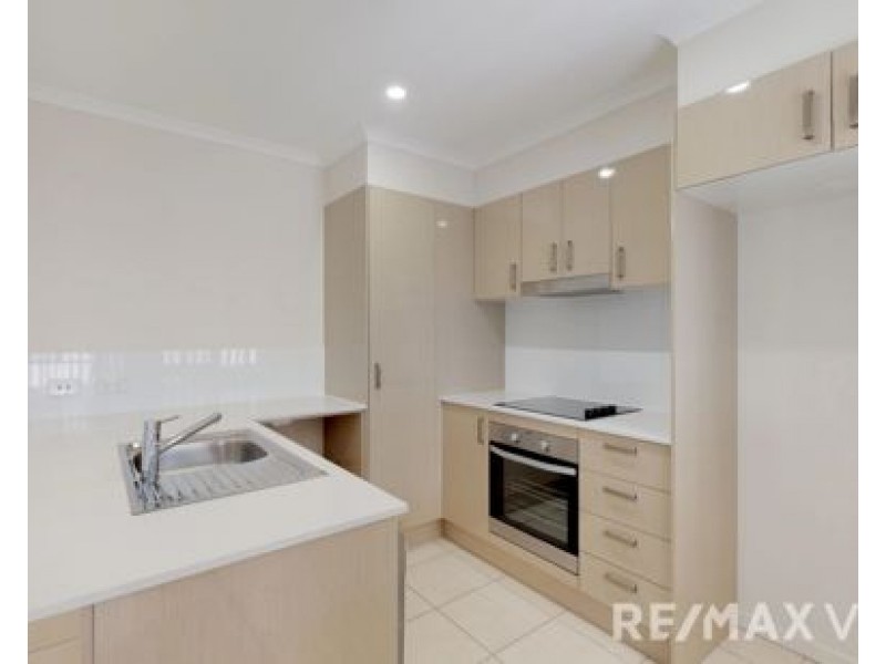 1/44 Tucker Street, Caboolture QLD 4510