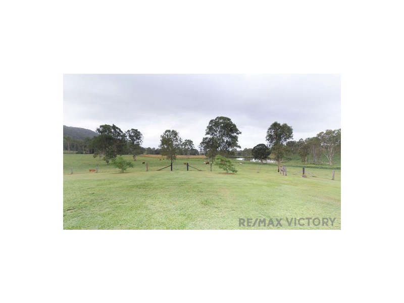 86 Batchelor Drive, Woodford QLD 4514