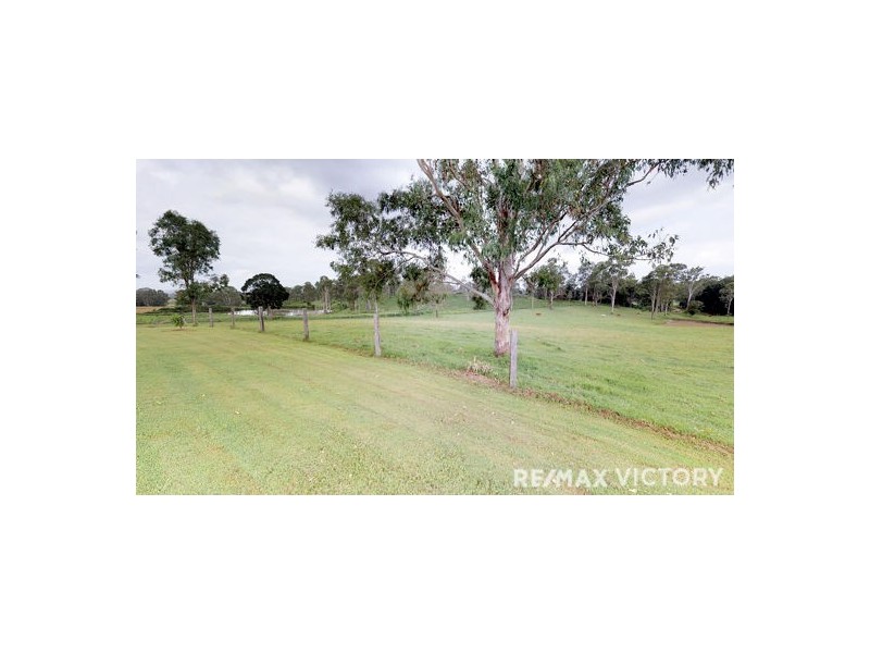 86 Batchelor Drive, Woodford QLD 4514