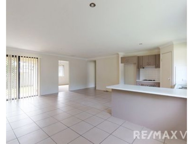 4 Groth Court, Morayfield QLD 4506