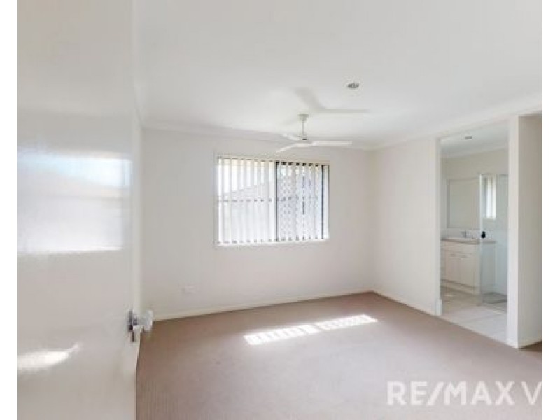 4 Groth Court, Morayfield QLD 4506