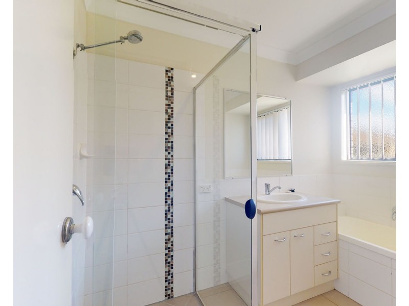 4 Groth Court, Morayfield QLD 4506