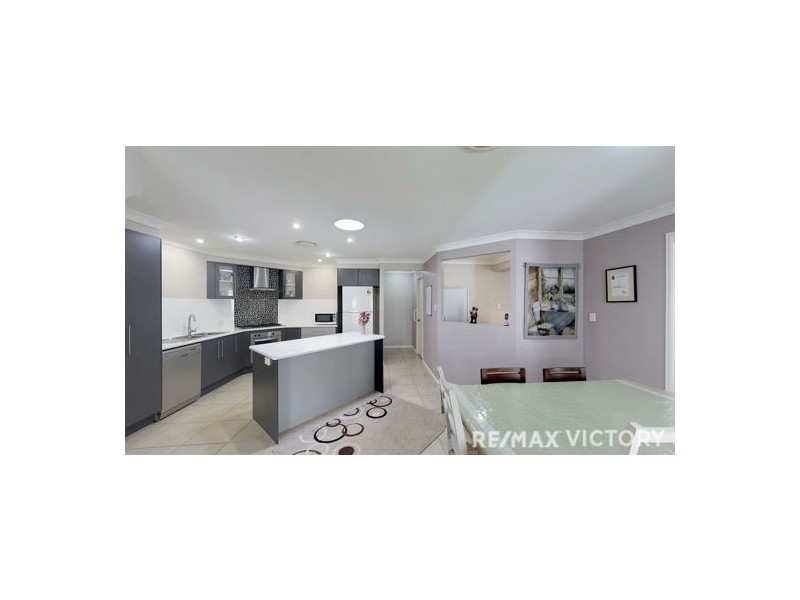 24 Dicarlo Drive, Morayfield QLD 4506