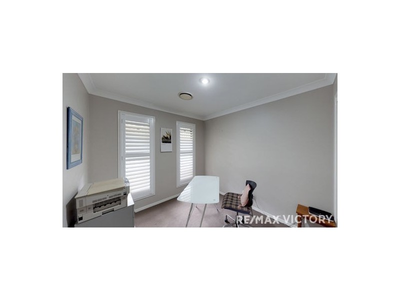 24 Dicarlo Drive, Morayfield QLD 4506