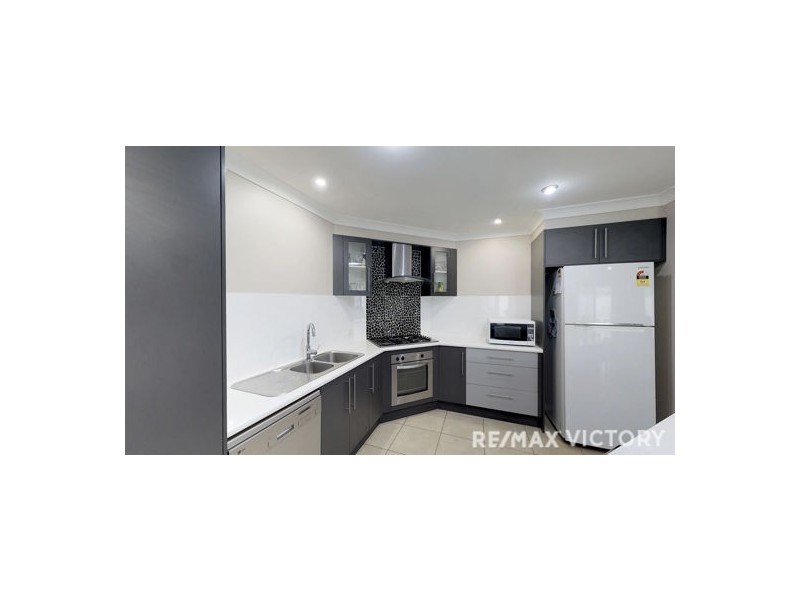 24 Dicarlo Drive, Morayfield QLD 4506