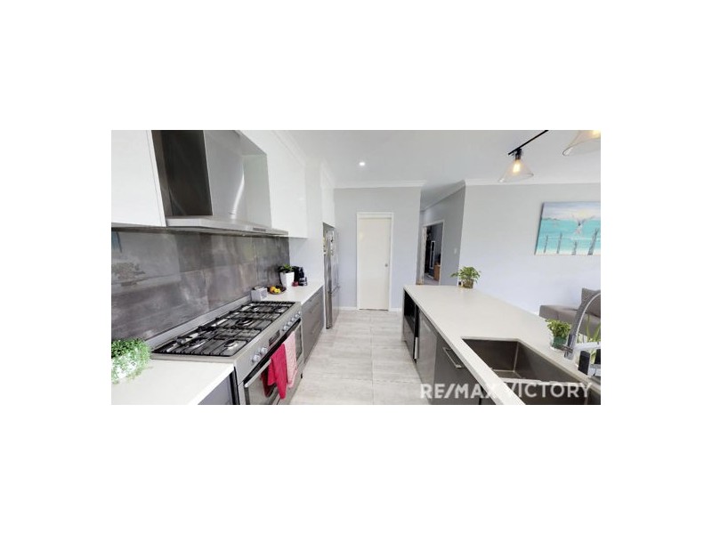 112 Sippel Drive, Woodford QLD 4514