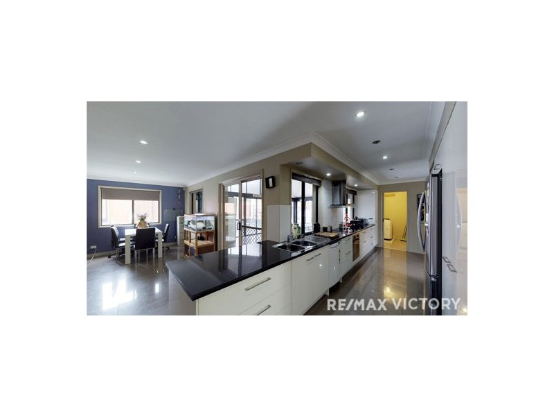 4 Beech Drive, Morayfield QLD 4506