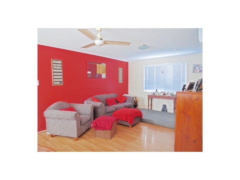 7 Moon St, Caboolture South QLD 4510