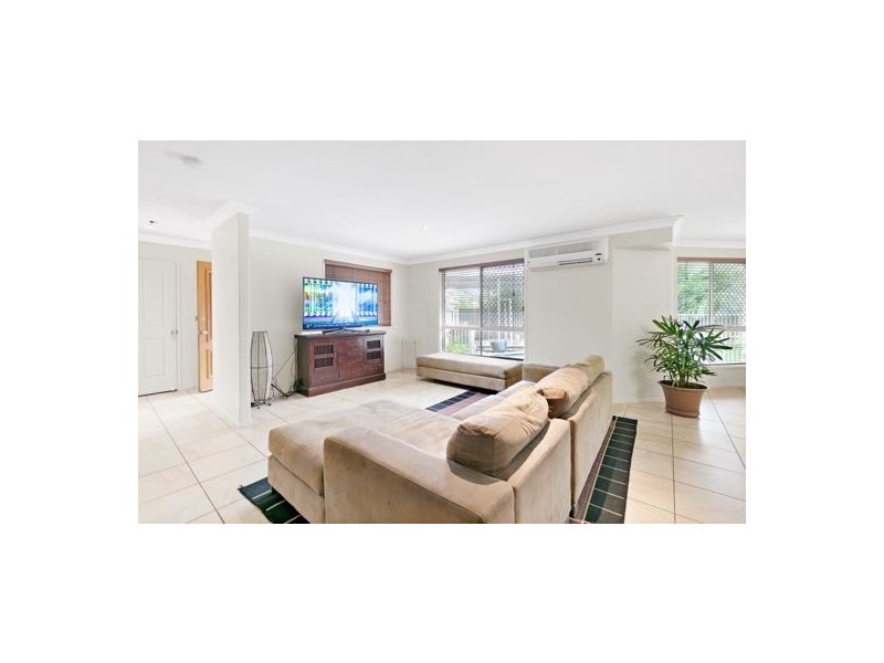 44 KENSINGTON COURT, Upper Caboolture QLD 4510