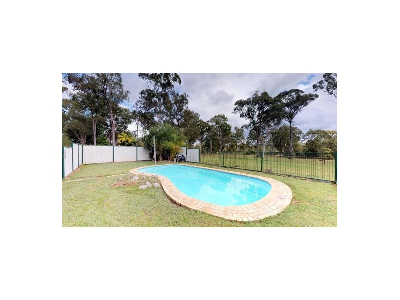 112 J Dobson Road, Morayfield QLD 4506