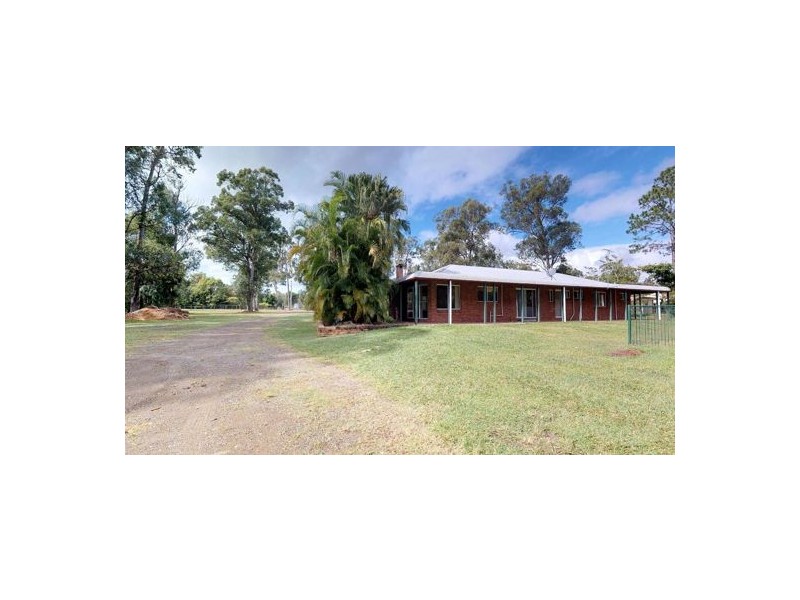 112 J Dobson Road, Morayfield QLD 4506