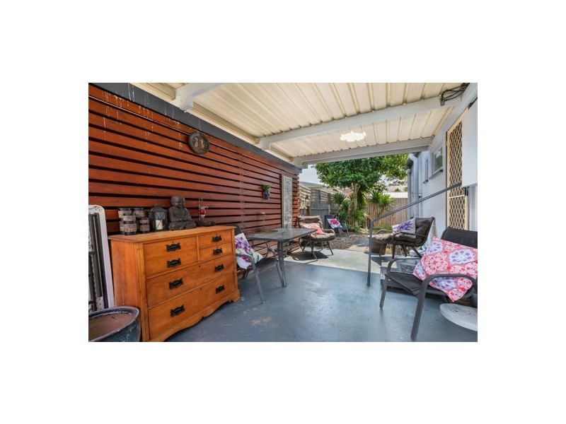 2/20 Joyce Street, Redcliffe QLD 4020