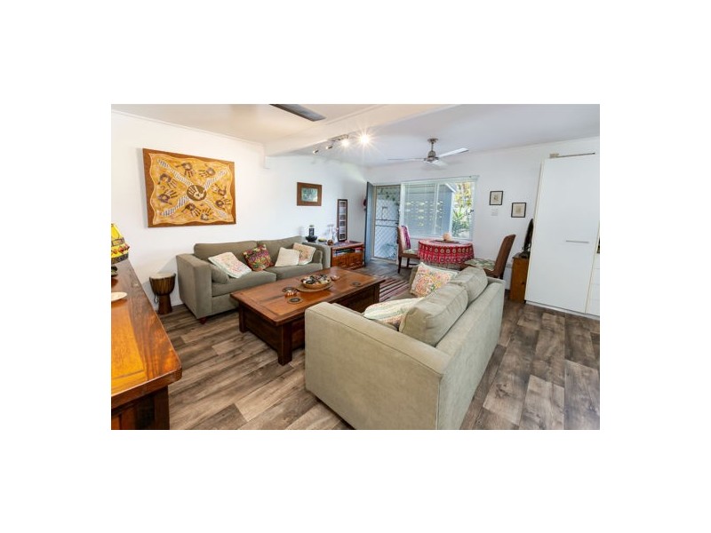 2/20 Joyce Street, Redcliffe QLD 4020