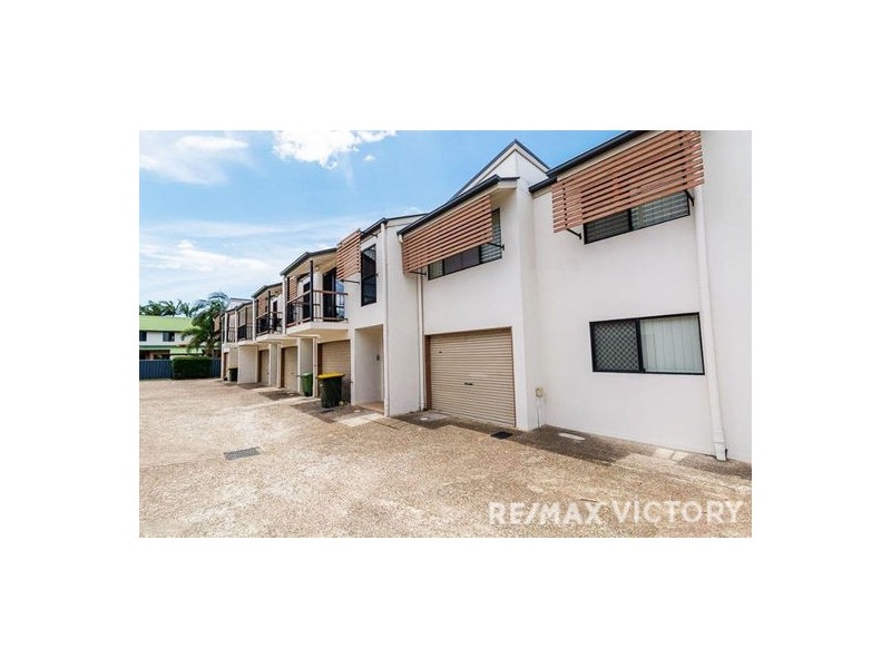 2/17 Lower King Street, Caboolture QLD 4510