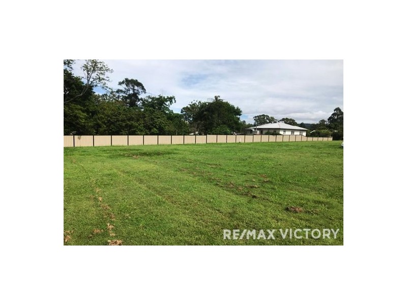 8 Gloucester Street, Woodford QLD 4514