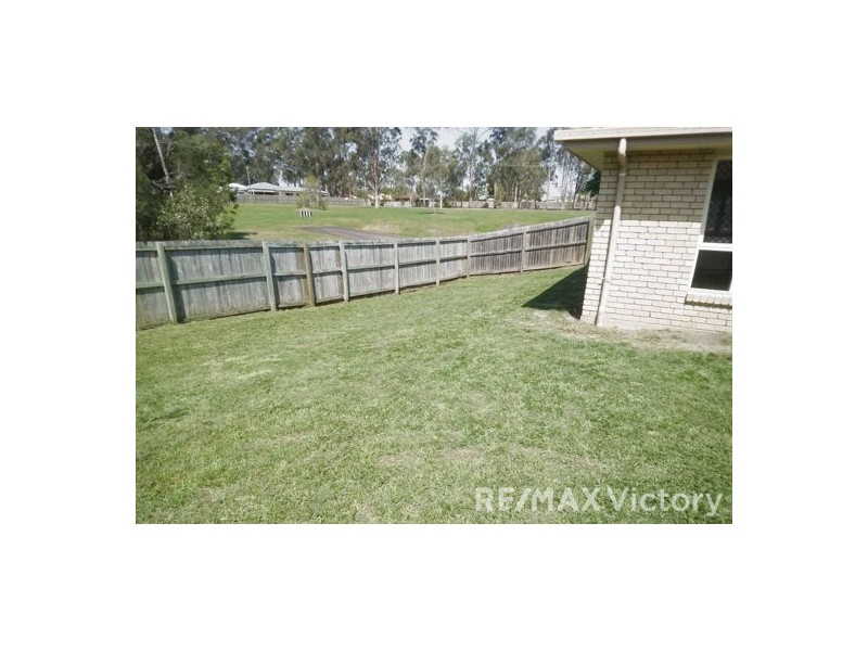 16 Silkyoak Drive, Morayfield QLD 4506