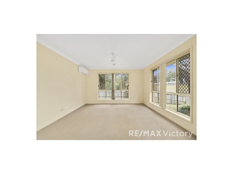16 Silkyoak Drive, Morayfield QLD 4506