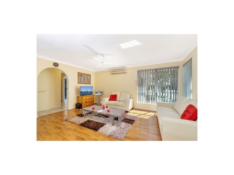 31 Crestbrook Drive, Morayfield QLD 4506