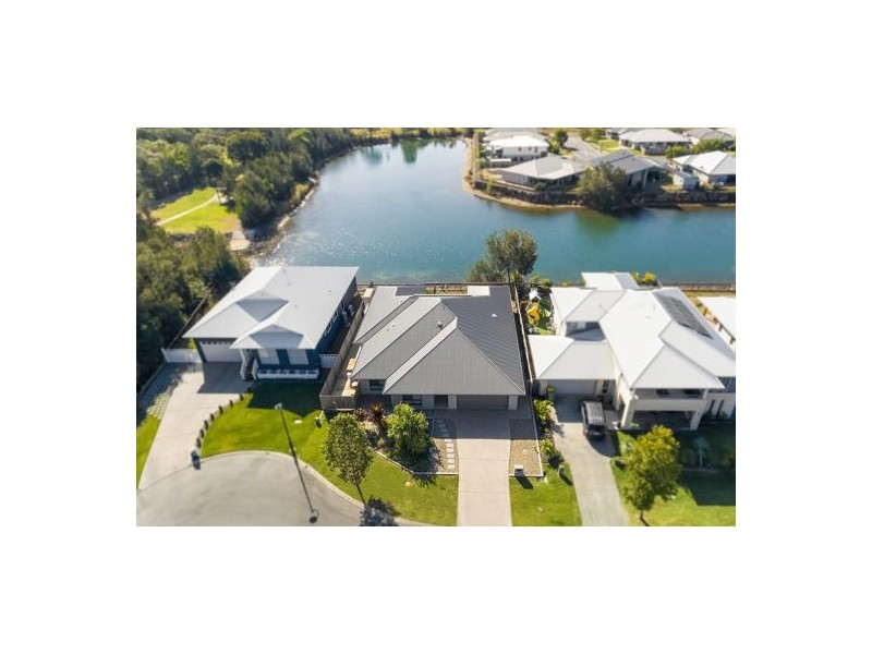 24 Coffey Court, Beachmere QLD 4510