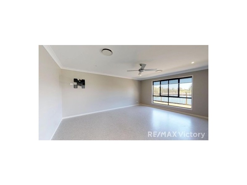 24 Coffey Court, Beachmere QLD 4510