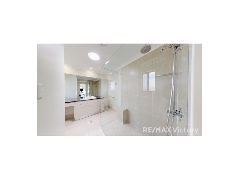 24 Coffey Court, Beachmere QLD 4510