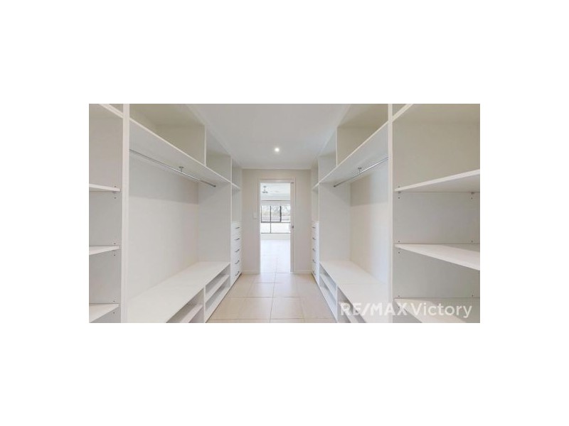 24 Coffey Court, Beachmere QLD 4510