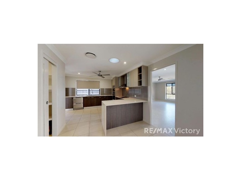 24 Coffey Court, Beachmere QLD 4510