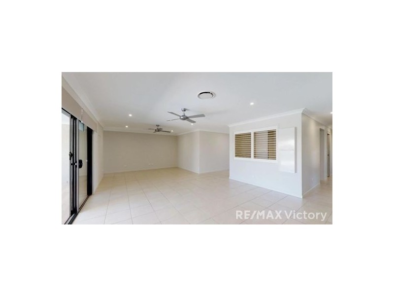 24 Coffey Court, Beachmere QLD 4510