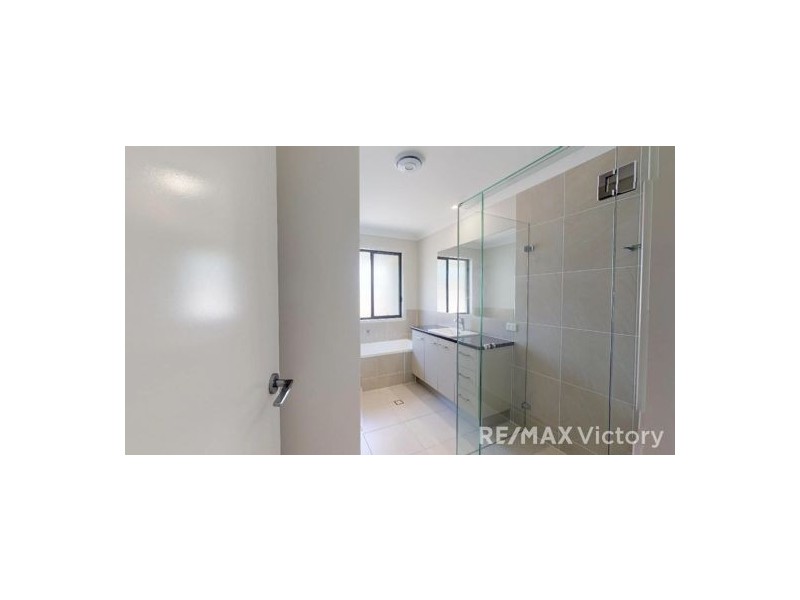 24 Coffey Court, Beachmere QLD 4510