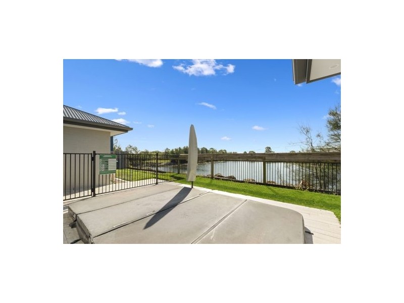 24 Coffey Court, Beachmere QLD 4510