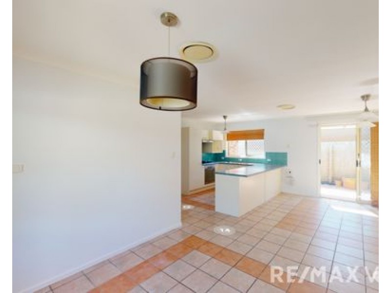 37 Cambridge Crescent, Fitzgibbon QLD 4018