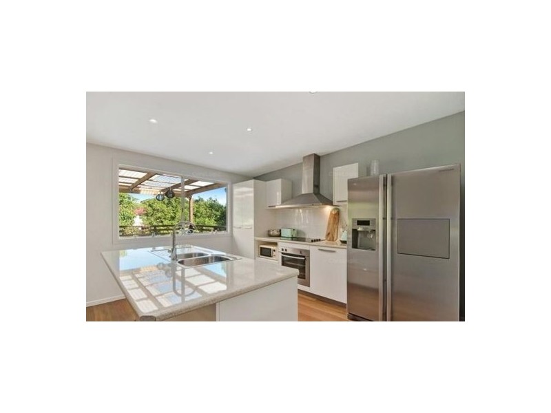 26 McLennan Street, Woody Point QLD 4019