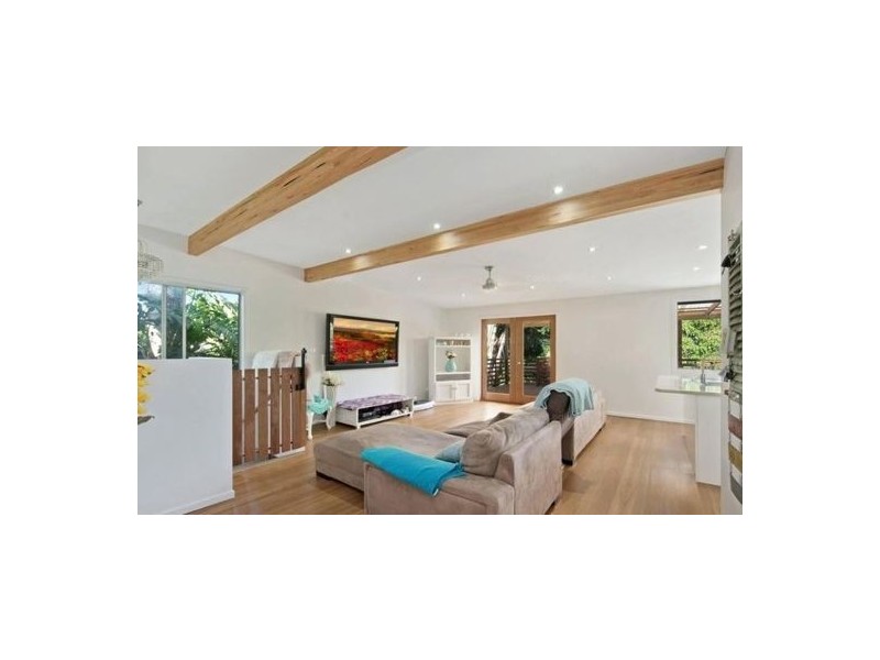 26 McLennan Street, Woody Point QLD 4019
