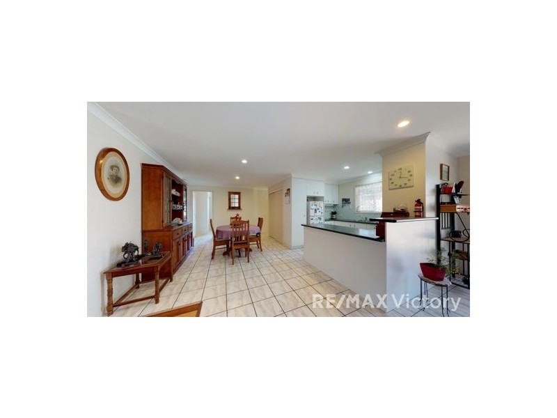 6 Dorunda Avenue, Beachmere QLD 4510