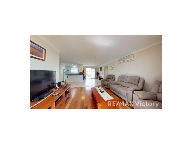 6 Dorunda Avenue, Beachmere QLD 4510