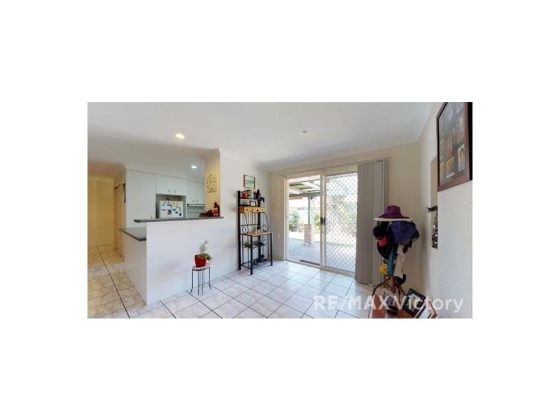 6 Dorunda Avenue, Beachmere QLD 4510