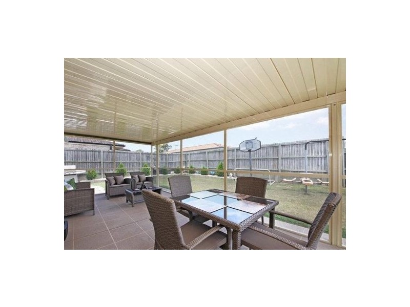 18 Murraya Dr, Morayfield QLD 4506