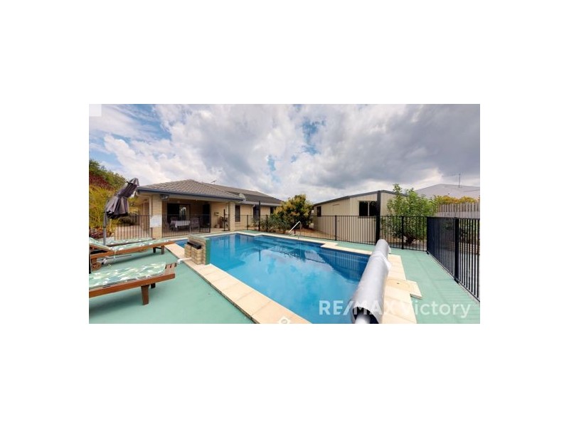 4 Nadia Place, Morayfield QLD 4506