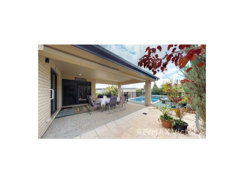 4 Nadia Place, Morayfield QLD 4506