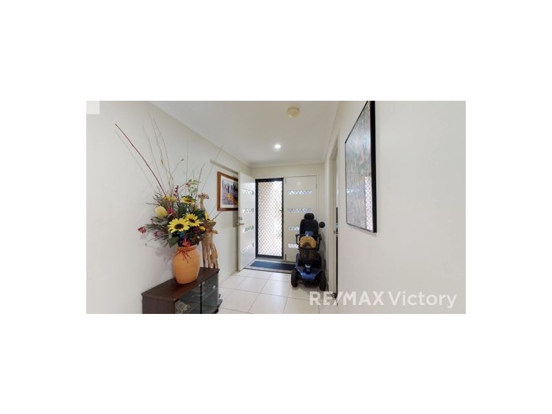 4 Nadia Place, Morayfield QLD 4506